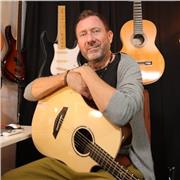 Profesor de guitarra y bajo en inglés (nativo)